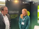 Minister Krischer im Gespräch auf dem Gemeinschaftsstand